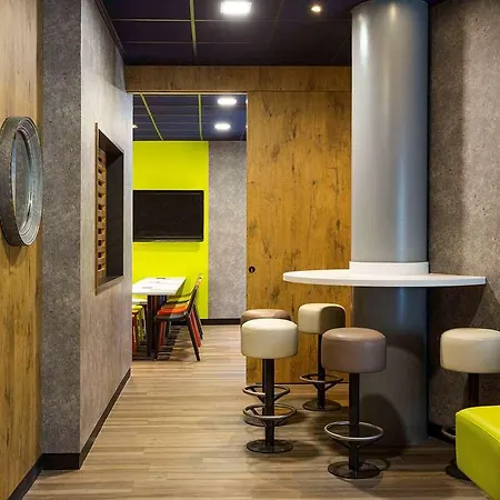 Отель Ibis Budget Centre Gare Saint Jean